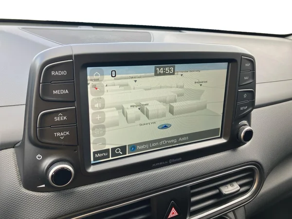 HYUNDAI Kona (2019) — foto 13 van 24