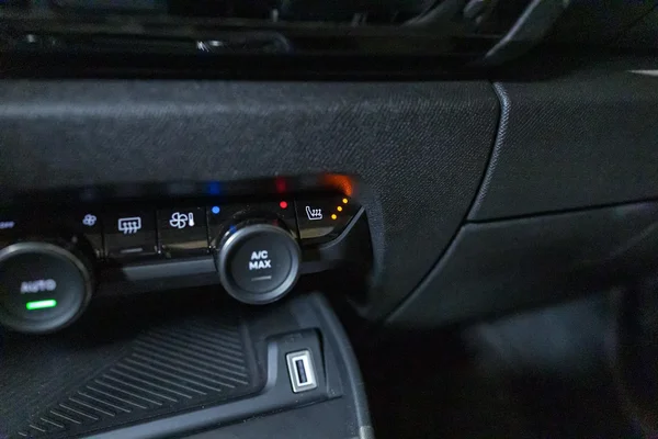 Citroën C4 (2022) — foto 22 van 35
