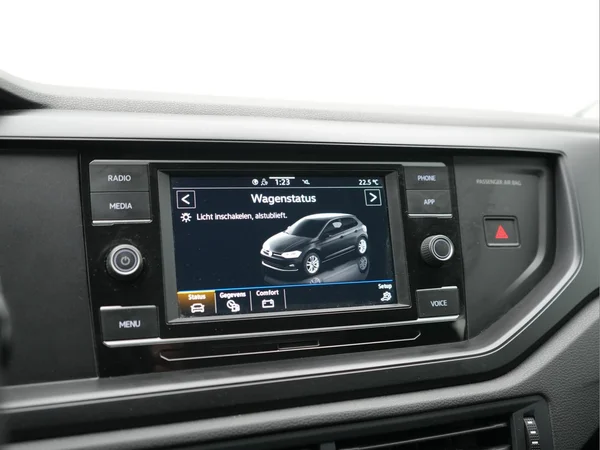 VOLKSWAGEN Polo (2022) — foto 19 van 36
