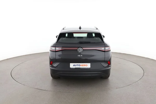 Volkswagen ID.4 (2023) — foto 11 van 16