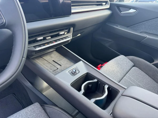 VOLKSWAGEN ID.3 Neo (2026) — foto 16 van 17