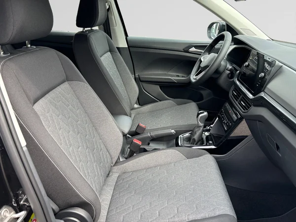 VOLKSWAGEN T-Cross (2025) — foto 10 van 16