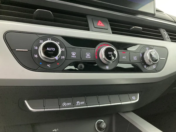 AUDI A4 Avant (2021) — foto 17 van 36