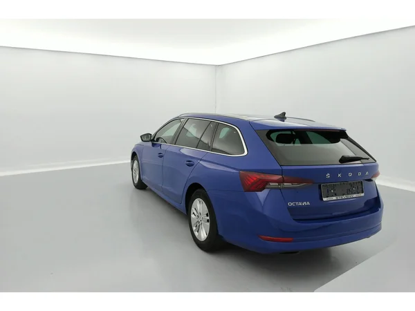 SKODA Octavia Combi (2022) — foto 34 van 35