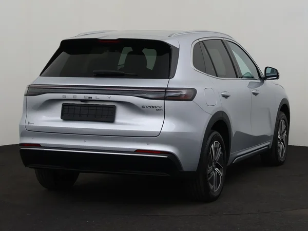 GEELY Starray EM-i (2026) — foto 23 van 29