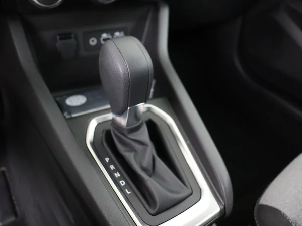 RENAULT Clio (2025) — foto 4 van 27