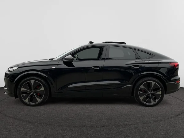 AUDI Q6 Sportback e-tron (2025) — foto 8 van 19