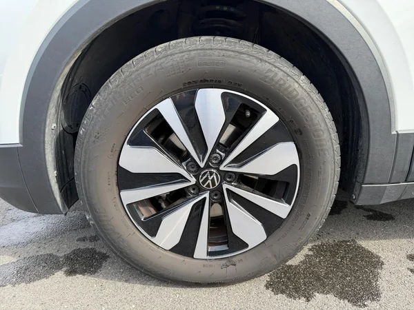 VOLKSWAGEN T-Cross (2025) — foto 16 van 24