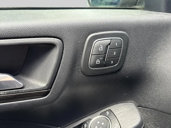 Ford Kuga (2021) — foto 6 van 20
