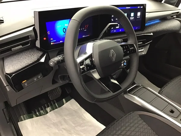 Renault Clio VI (2026) — foto 2 van 28