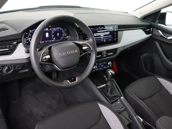 SKODA Kamiq (2025) — foto 10 van 18