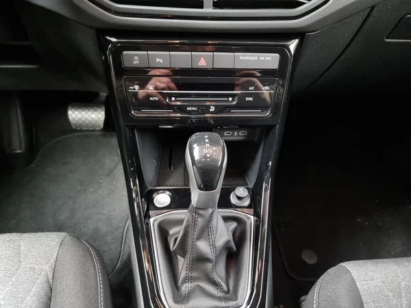 VOLKSWAGEN T-Cross (2026) — foto 4 van 23