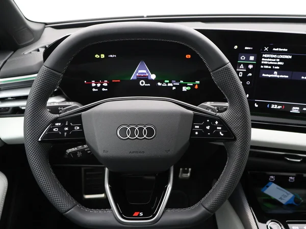 AUDI A5 Avant e-hybrid (PHEV) (2026) — foto 14 van 25