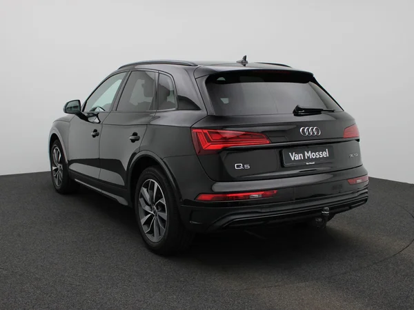 Audi Q5 (2023) — foto 12 van 44