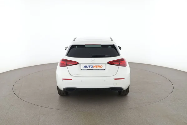 Mercedes-Benz A-Klasse (2023) — foto 11 van 16