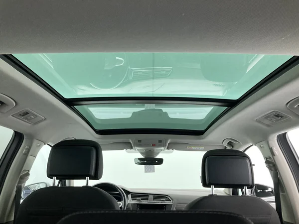 VOLKSWAGEN Tiguan Allspace (2021) — foto 8 van 36