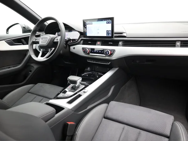 AUDI A5 Sportback (2025) — foto 18 van 24