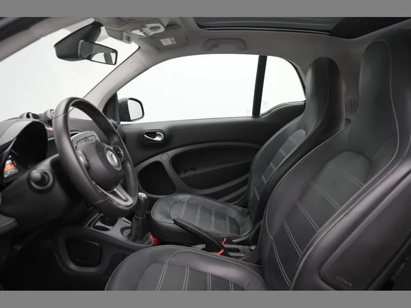 SMART Fortwo coupé (2016) — foto 19 van 22
