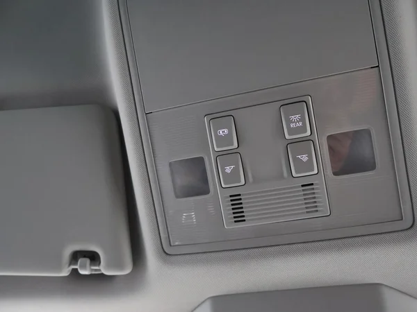 SKODA Kodiaq (2022) — foto 3 van 32