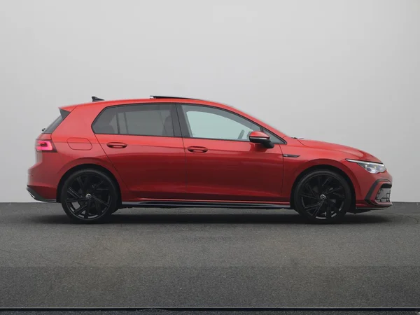VOLKSWAGEN Golf VIII (2024) — foto 21 van 23