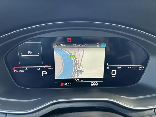 AUDI A4 Avant Dsl (2023) — foto 10 van 42