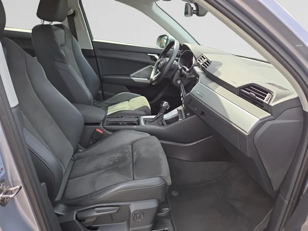 AUDI Q3 Dsl (2020) — foto 14 van 22