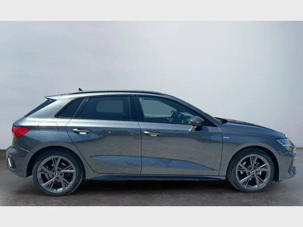 Audi A3 Sportback (2023) — foto 26 van 29
