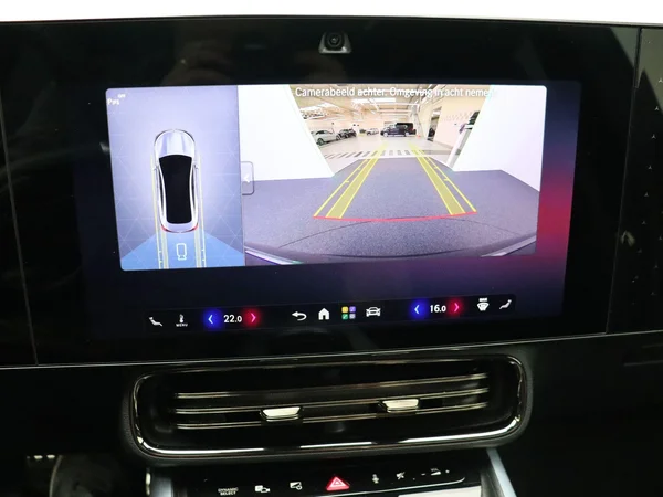 Mercedes-Benz CLA (2025) — foto 10 van 31