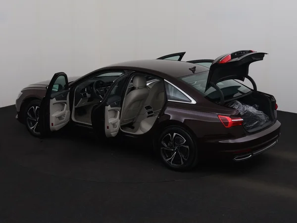 AUDI A6 (2020) — foto 22 van 23