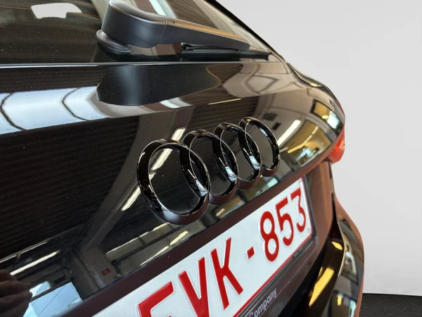 AUDI A3 Sportback (2024) — foto 19 van 20