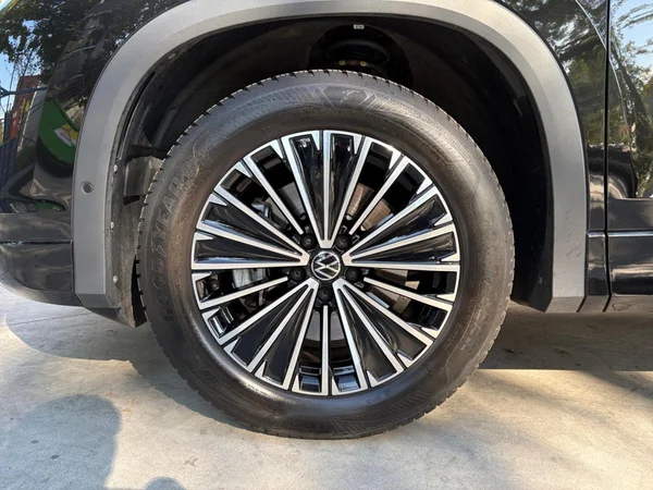 VOLKSWAGEN Tayron (2025) — foto 16 van 24