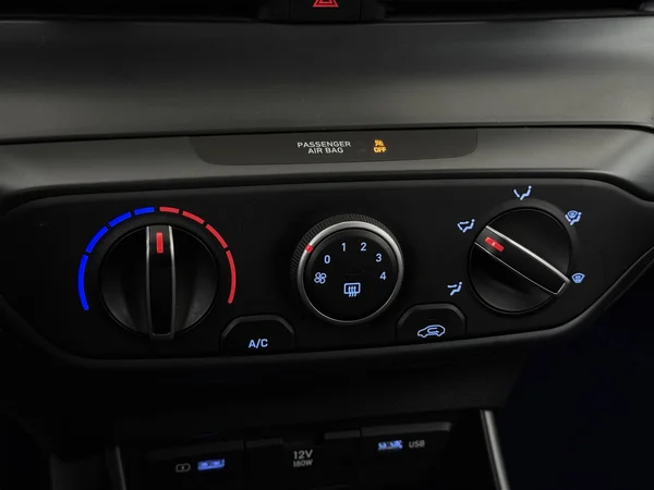 HYUNDAI Bayon (2022) — foto 17 van 25