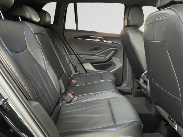 VOLKSWAGEN Tiguan eHybrid (PHEV) (2025) — foto 24 van 24