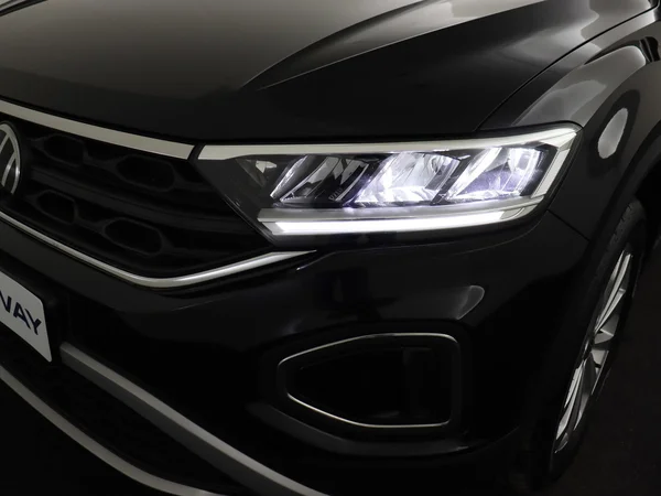 VOLKSWAGEN T-Roc (2025) — foto 8 van 18