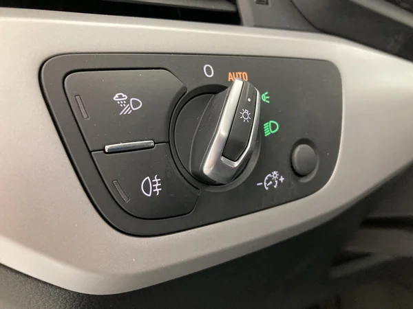 AUDI A4 Avant (2020) — foto 15 van 36