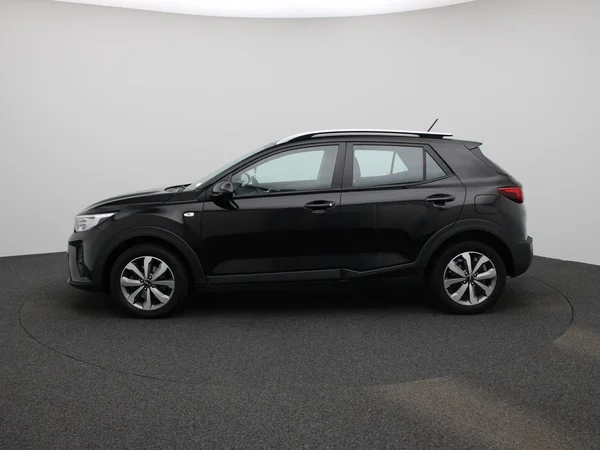 Kia Stonic (2023) — foto 29 van 34