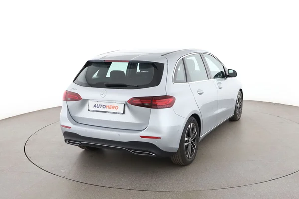Mercedes-Benz B-Klasse (2025) — foto 12 van 16