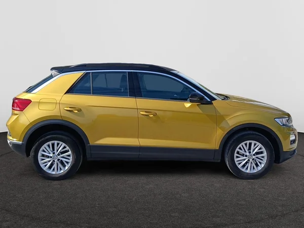 VOLKSWAGEN T-Roc (2020) — foto 11 van 20