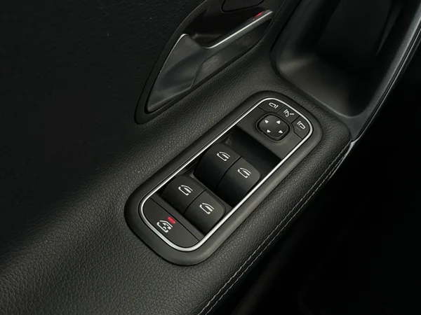 MERCEDES A 180 (2024) — foto 20 van 28