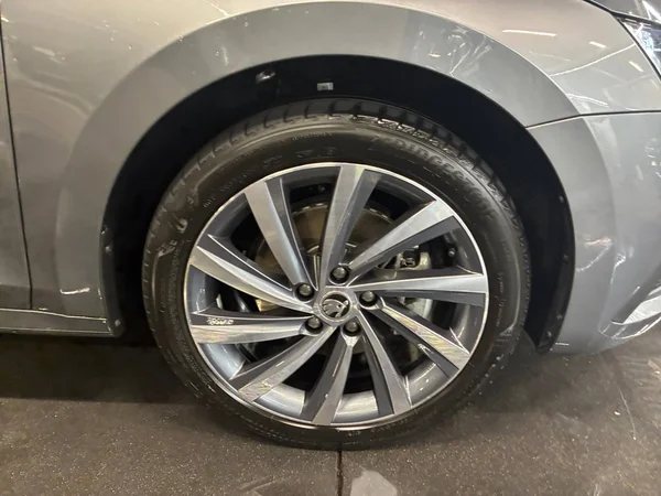 SKODA Octavia Combi (2024) — foto 6 van 24