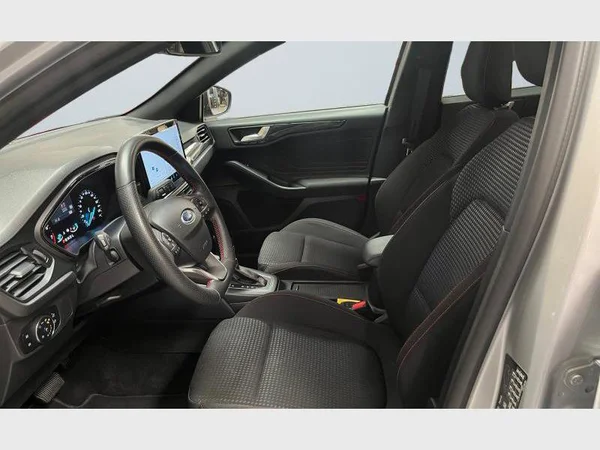 Ford FOCUS (2024) — foto 2 van 27