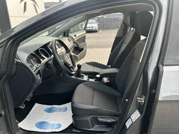 Volkswagen Golf (2019) — foto 19 van 21