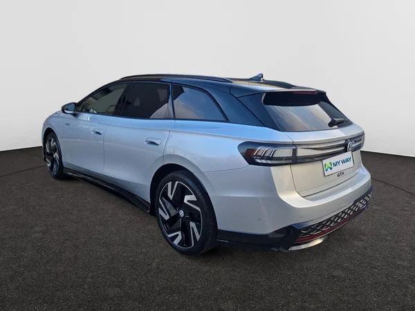 VOLKSWAGEN ID.7 Tourer (2025) — foto 18 van 24