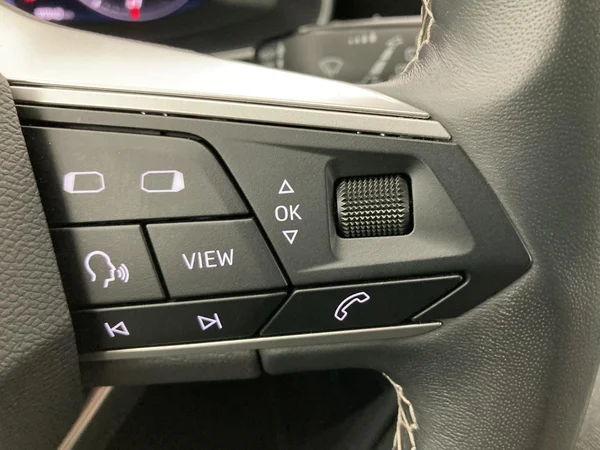 SEAT Leon ST (2024) — foto 11 van 36