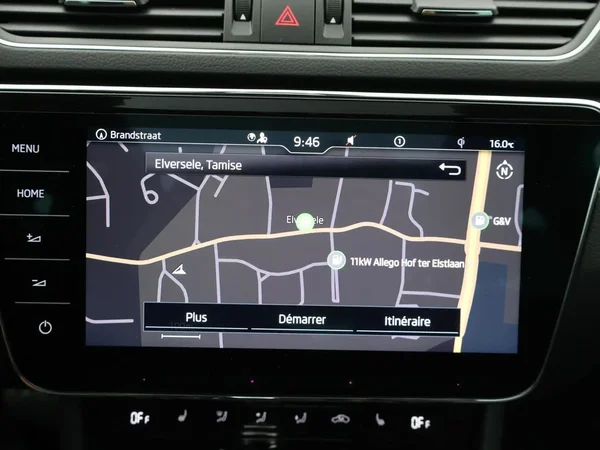 Škoda Superb (2024) — foto 7 van 34
