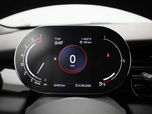 MINI Cooper (2022) — foto 10 van 40