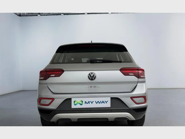 Volkswagen T-Roc (2022) — foto 19 van 21