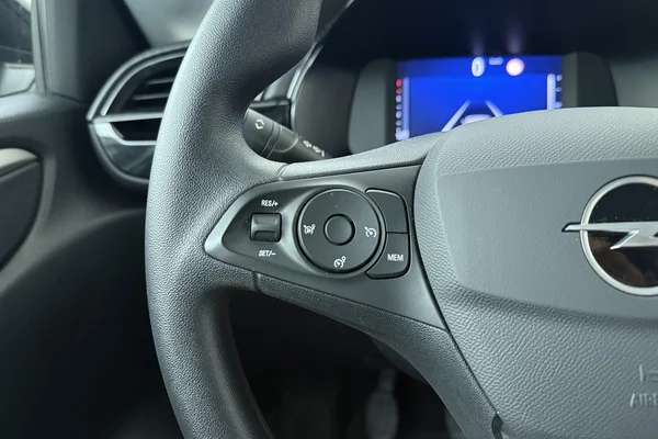 Opel Corsa (2025) — foto 6 van 16