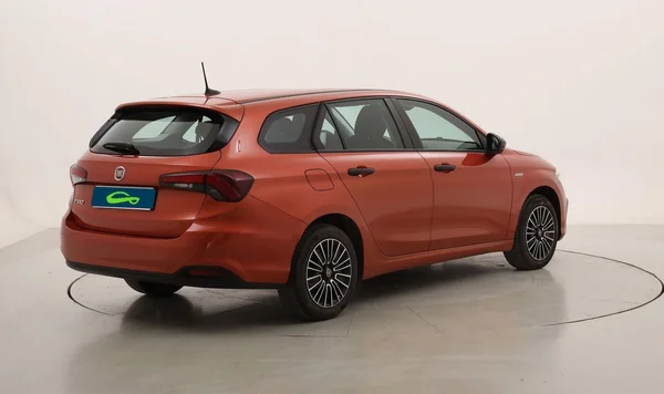 Fiat Tipo SW Cross (2023) — foto 23 van 27