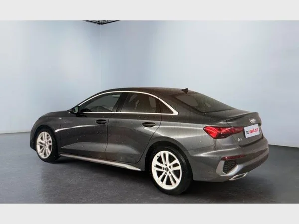 Audi A3 Sedan (2021) — foto 14 van 15